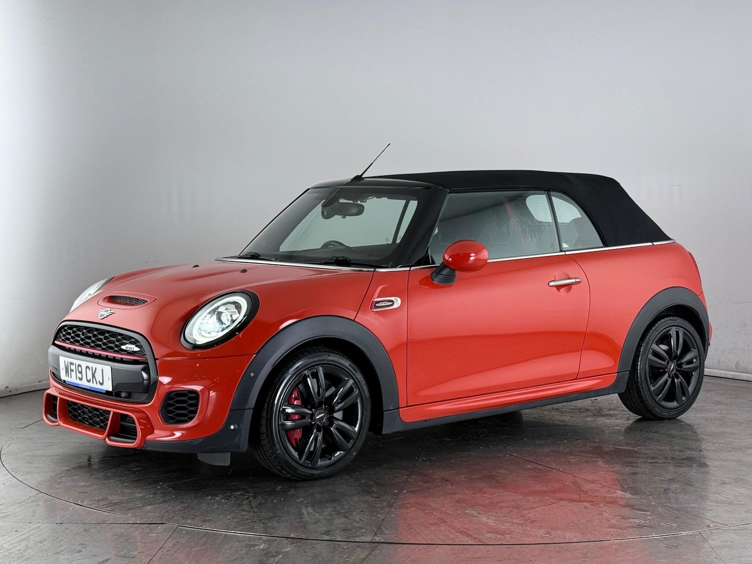 Used MINI Convertible 2019 for sale - 76468223: Photo 12