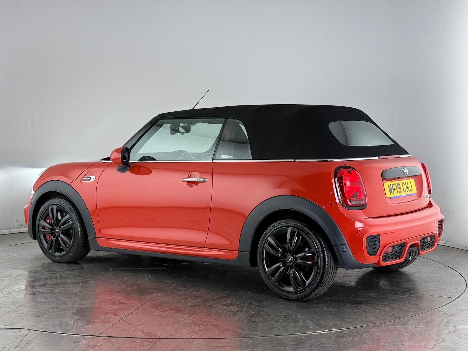 Used MINI Convertible 2019 for sale - 76468223: Photo 17