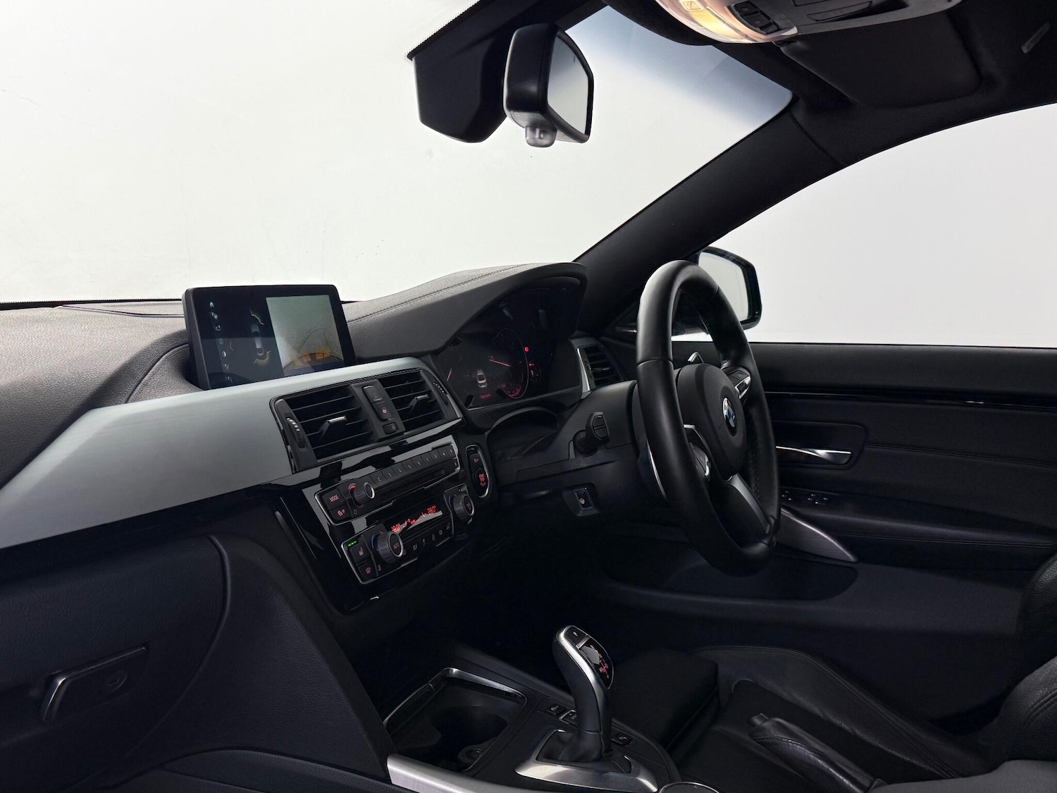 Used BMW 4 Series 2018 for sale - 76468160: Photo 17