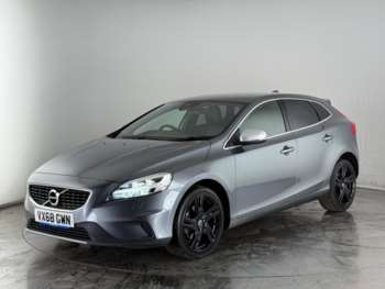 Used Volvo V40 2018 for sale - 74659284: Photo