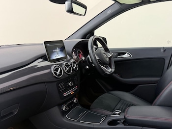 Used Mercedes-Benz B Class 2018 for sale - 78662831: Photo