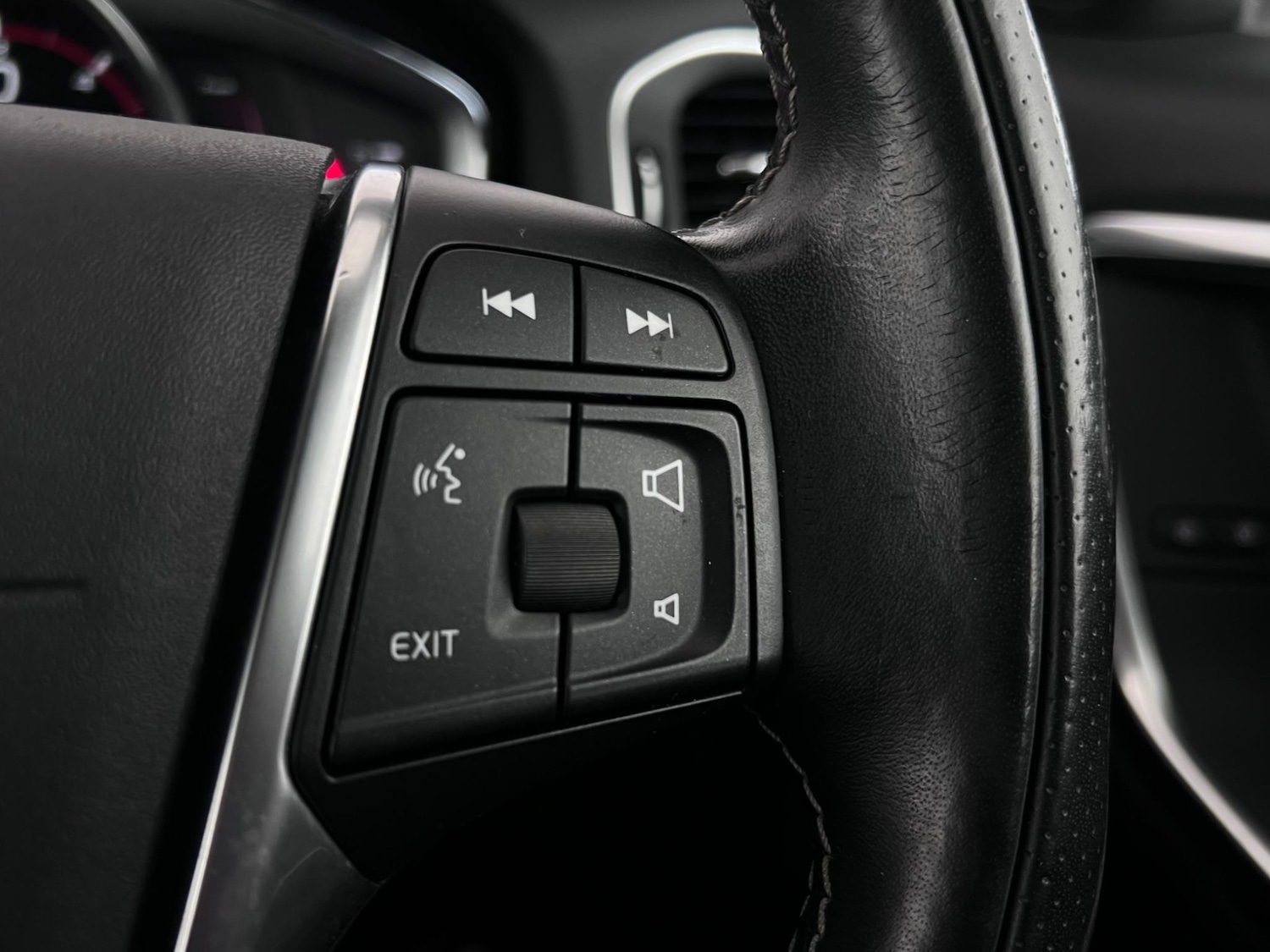 Used Volvo S60 2018 for sale - 77222512: Photo 19