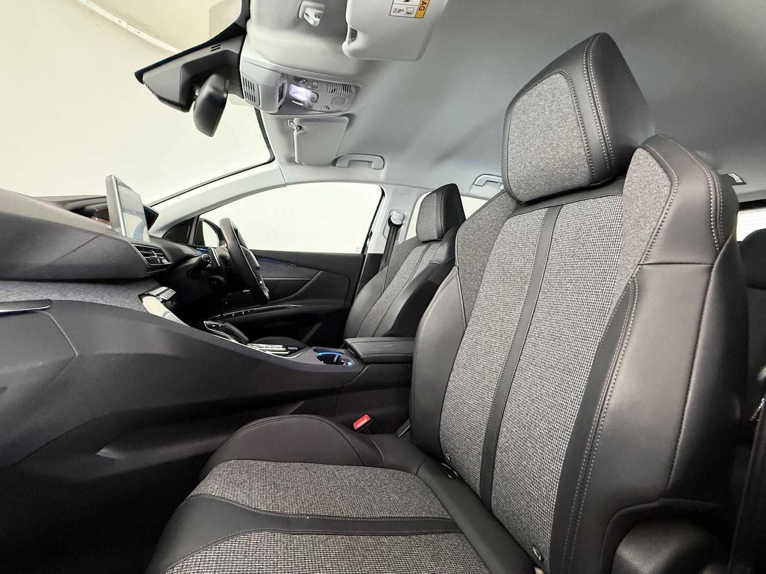 Used Peugeot 3008 2020 for sale - 77715970: Photo 13