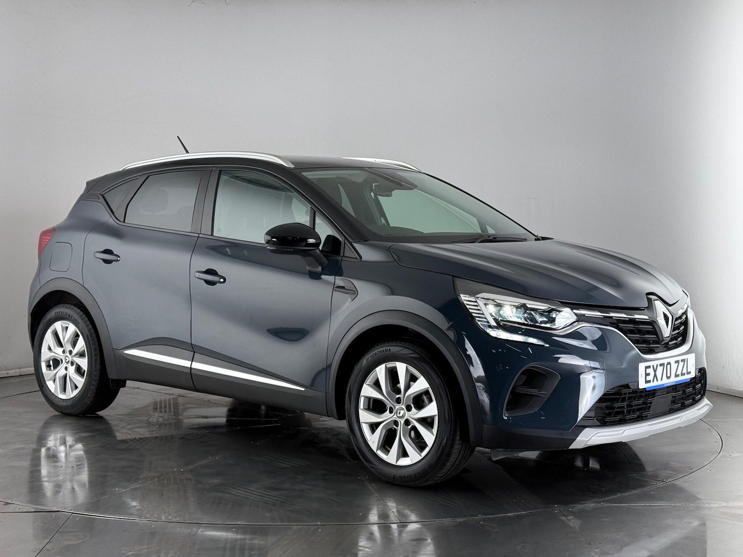 Used Renault Captur 2020 for sale - 76866424: Photo 1