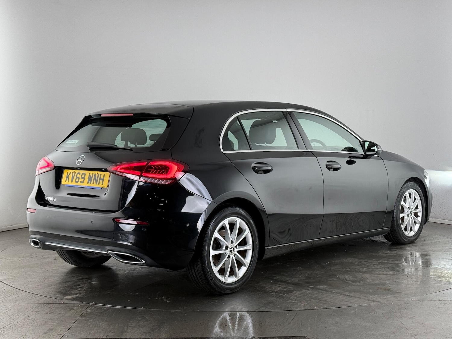 Used Mercedes-Benz A-Class 2019 for sale - 76728701: Photo 7