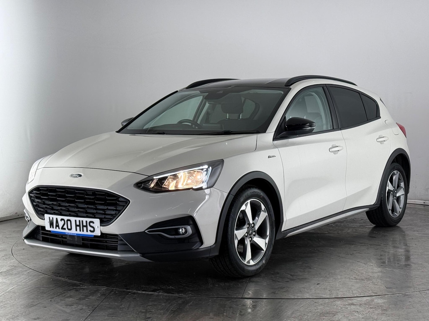 Used Ford Focus 2020 for sale - 77246636: Photo 2