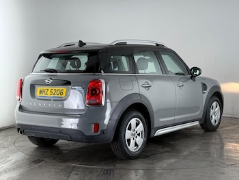 Used MINI Countryman 2018 for sale - 75596997: Photo