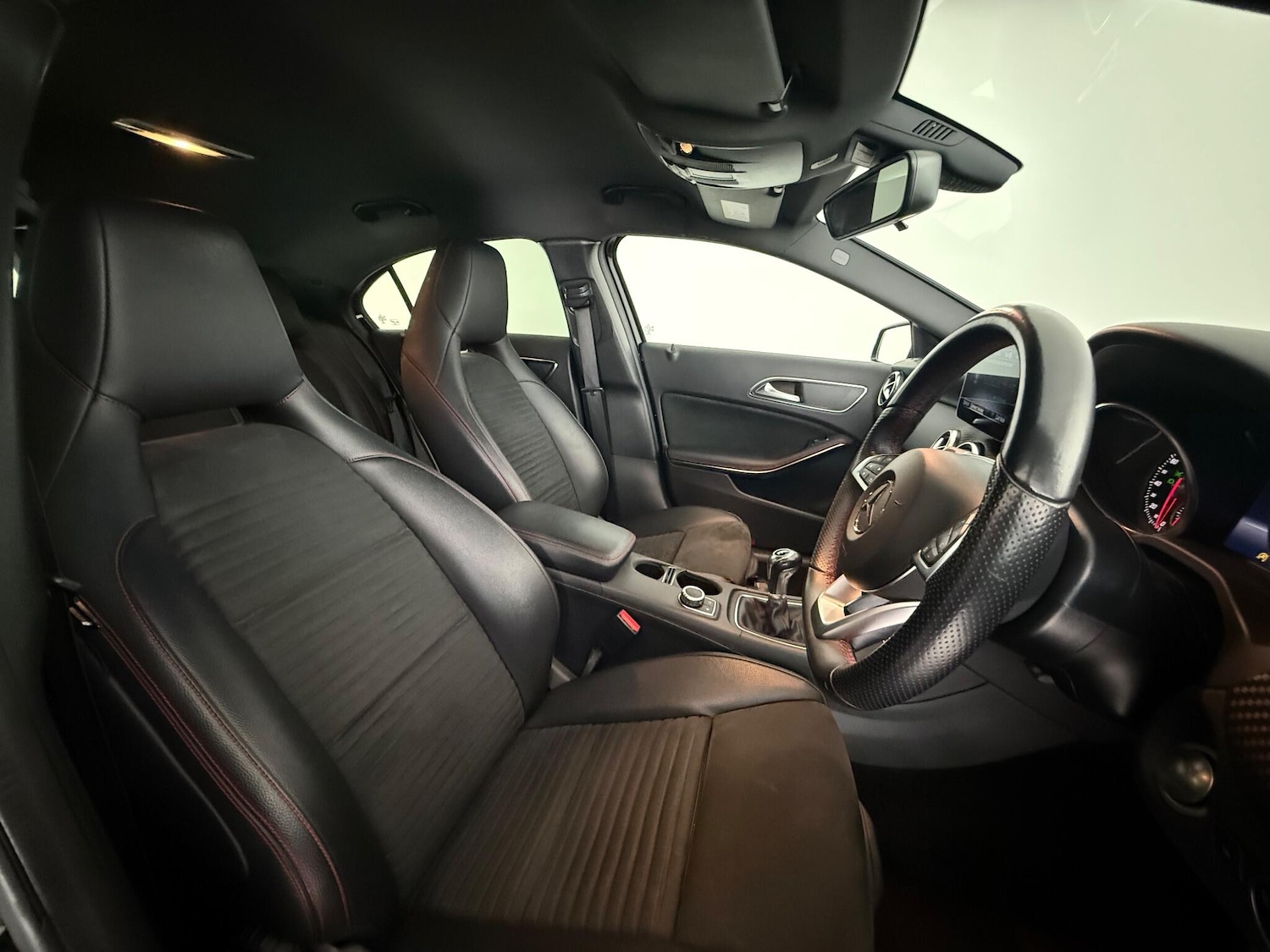 Used Mercedes-Benz A-Class 2018 for sale - 76468805: Photo 16