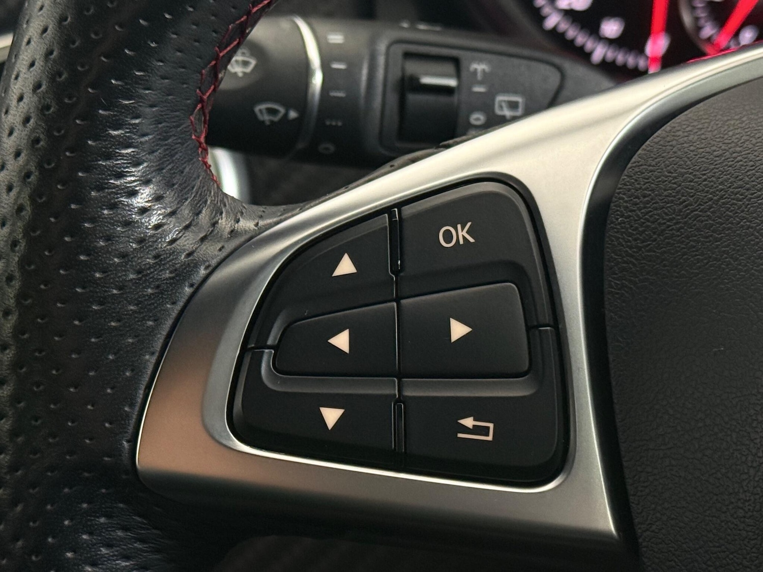 Used Mercedes-Benz A-Class 2018 for sale - 76468805: Photo 23