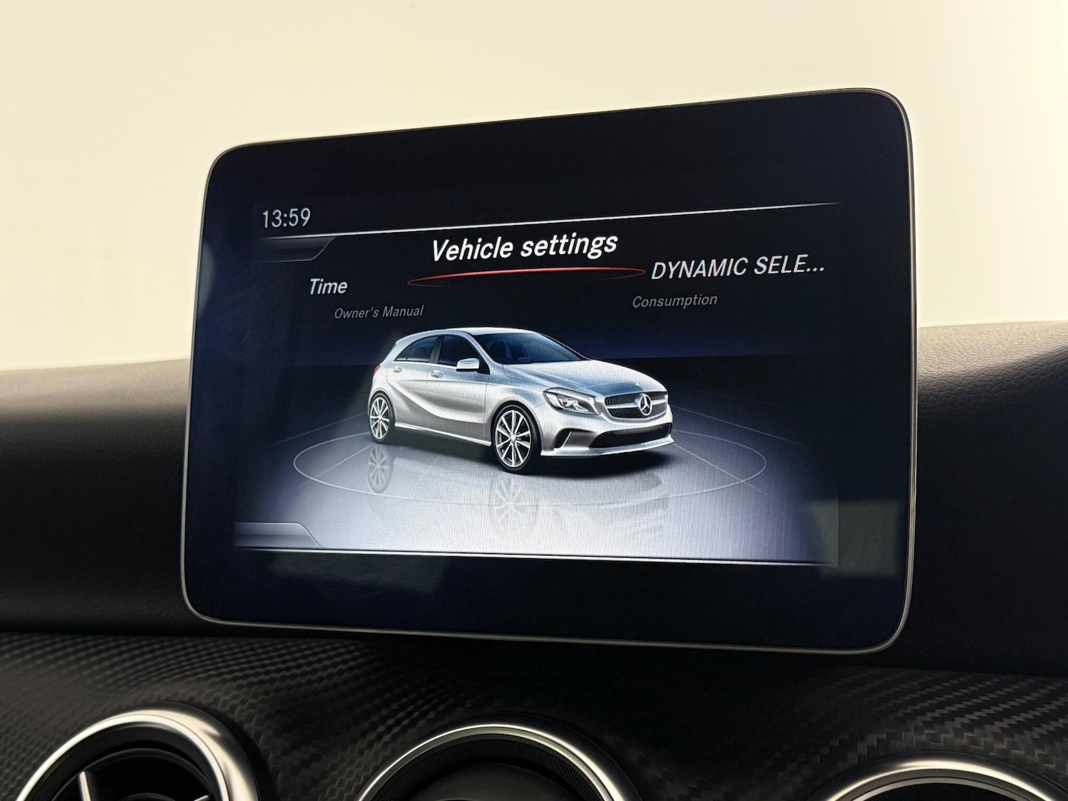 Used Mercedes-Benz A-Class 2018 for sale - 76468805: Photo 33