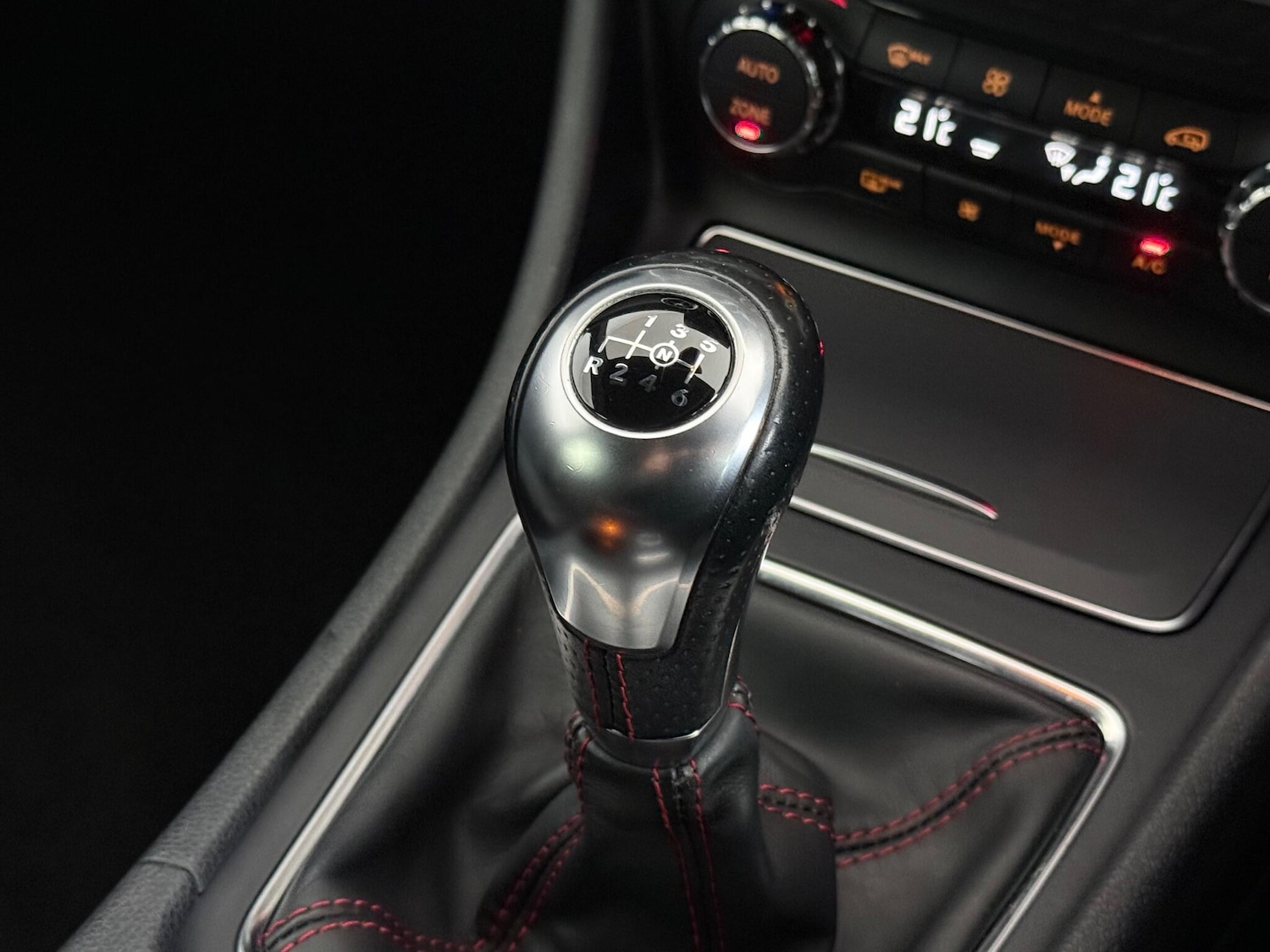 Used Mercedes-Benz A-Class 2018 for sale - 76468805: Photo 38