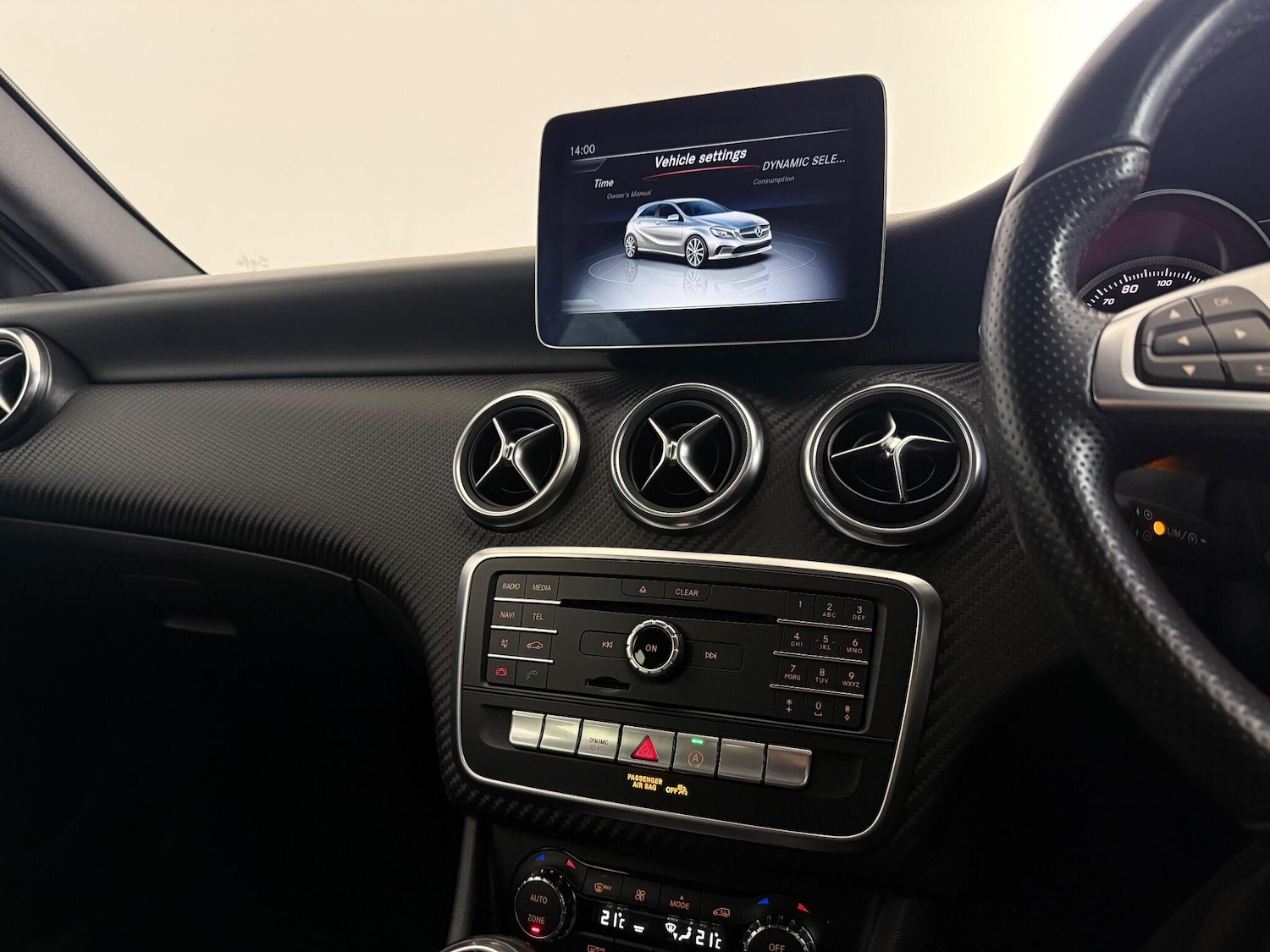 Used Mercedes-Benz A-Class 2018 for sale - 76468805: Photo 42