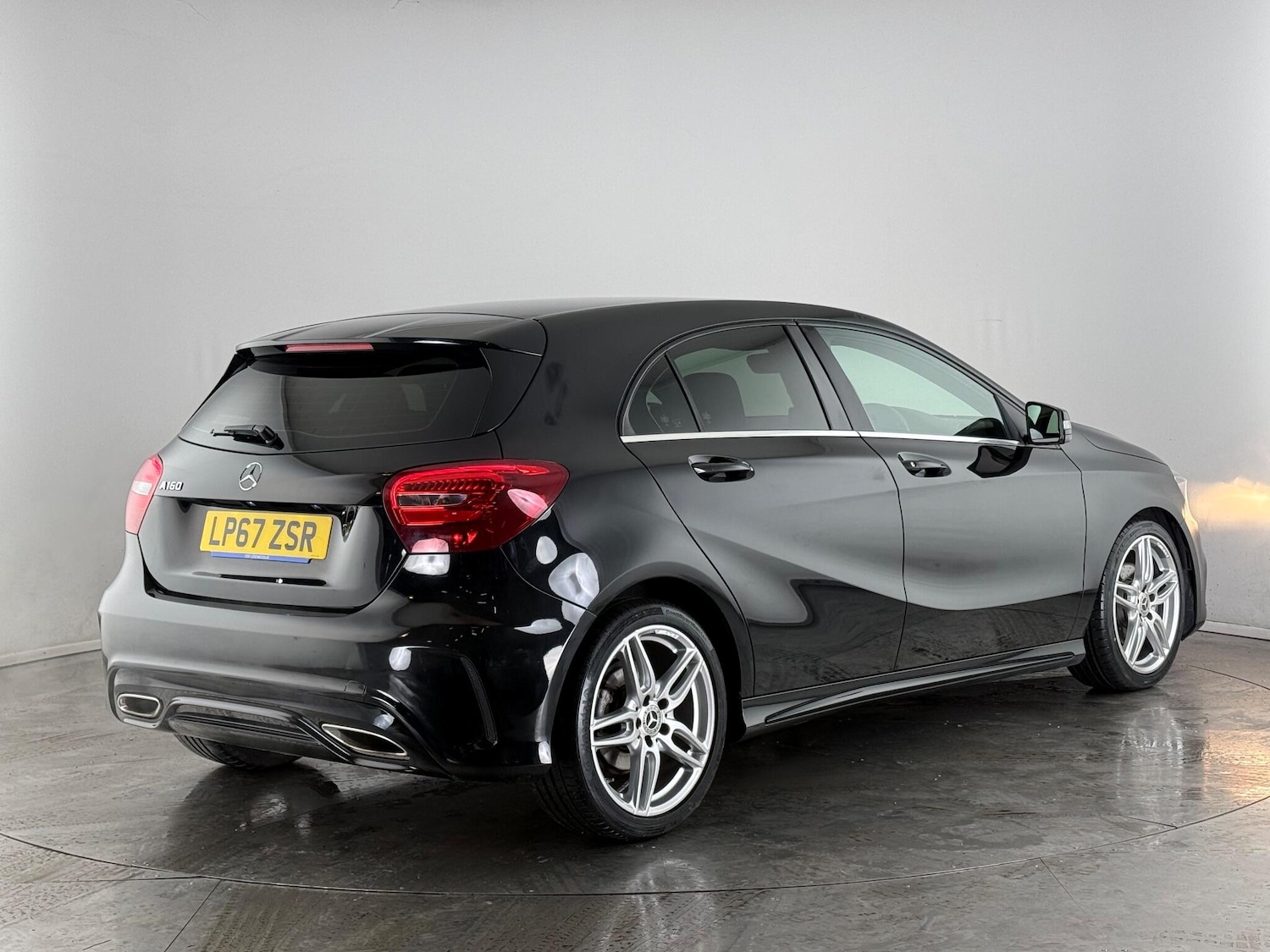 Used Mercedes-Benz A-Class 2018 for sale - 76468805: Photo 5