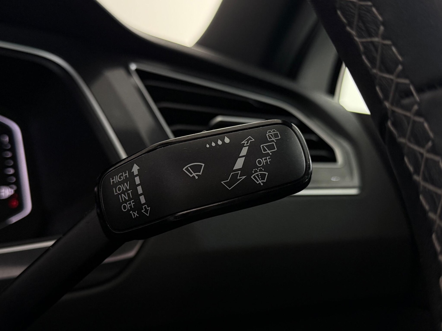 Used Volkswagen Tiguan 2020 for sale - 76468135: Photo 30