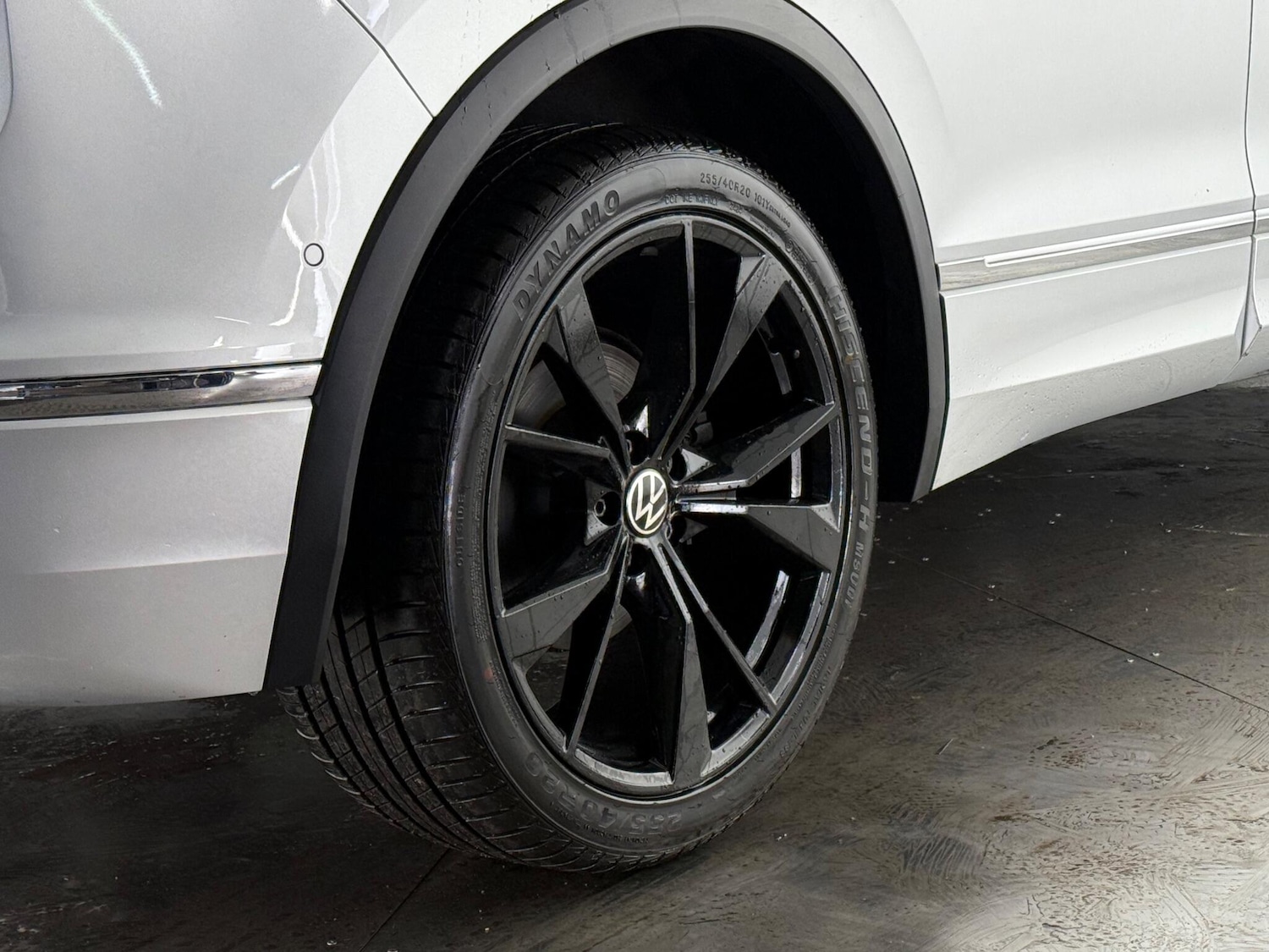 Used Volkswagen Tiguan 2020 for sale - 77222105: Photo 9