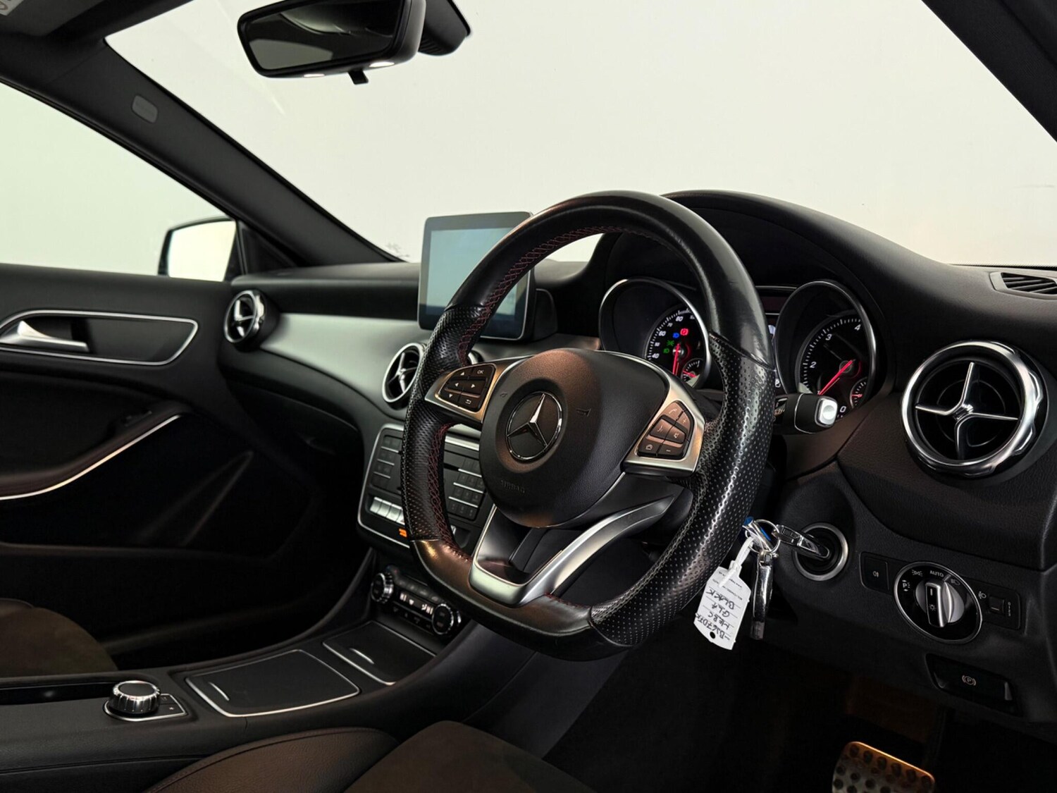 Used Mercedes-Benz GLA 2017 for sale - 77974337: Photo 19