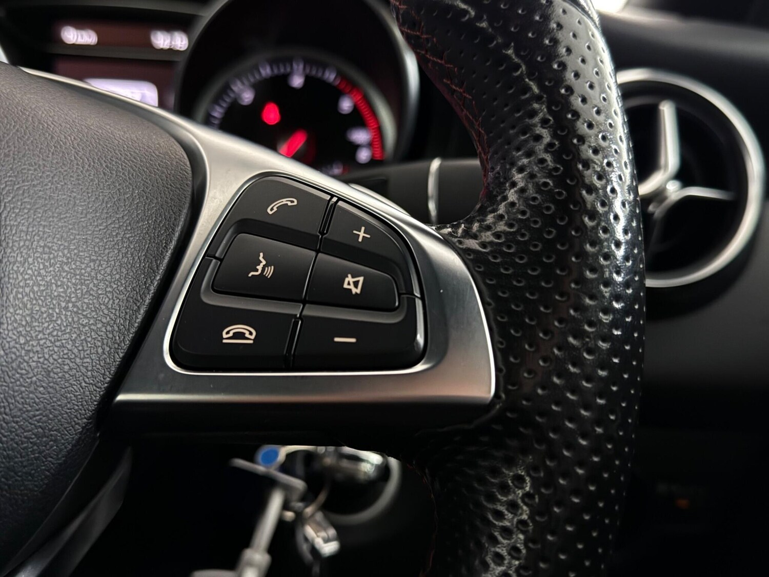 Used Mercedes-Benz GLA 2017 for sale - 77974337: Photo 21