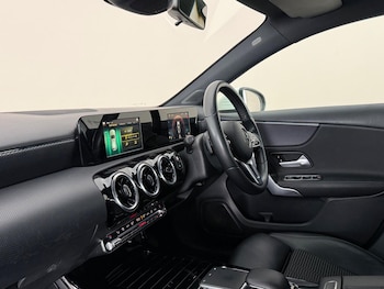 Used Mercedes-Benz A-Class 2018 for sale - 78609622: Photo