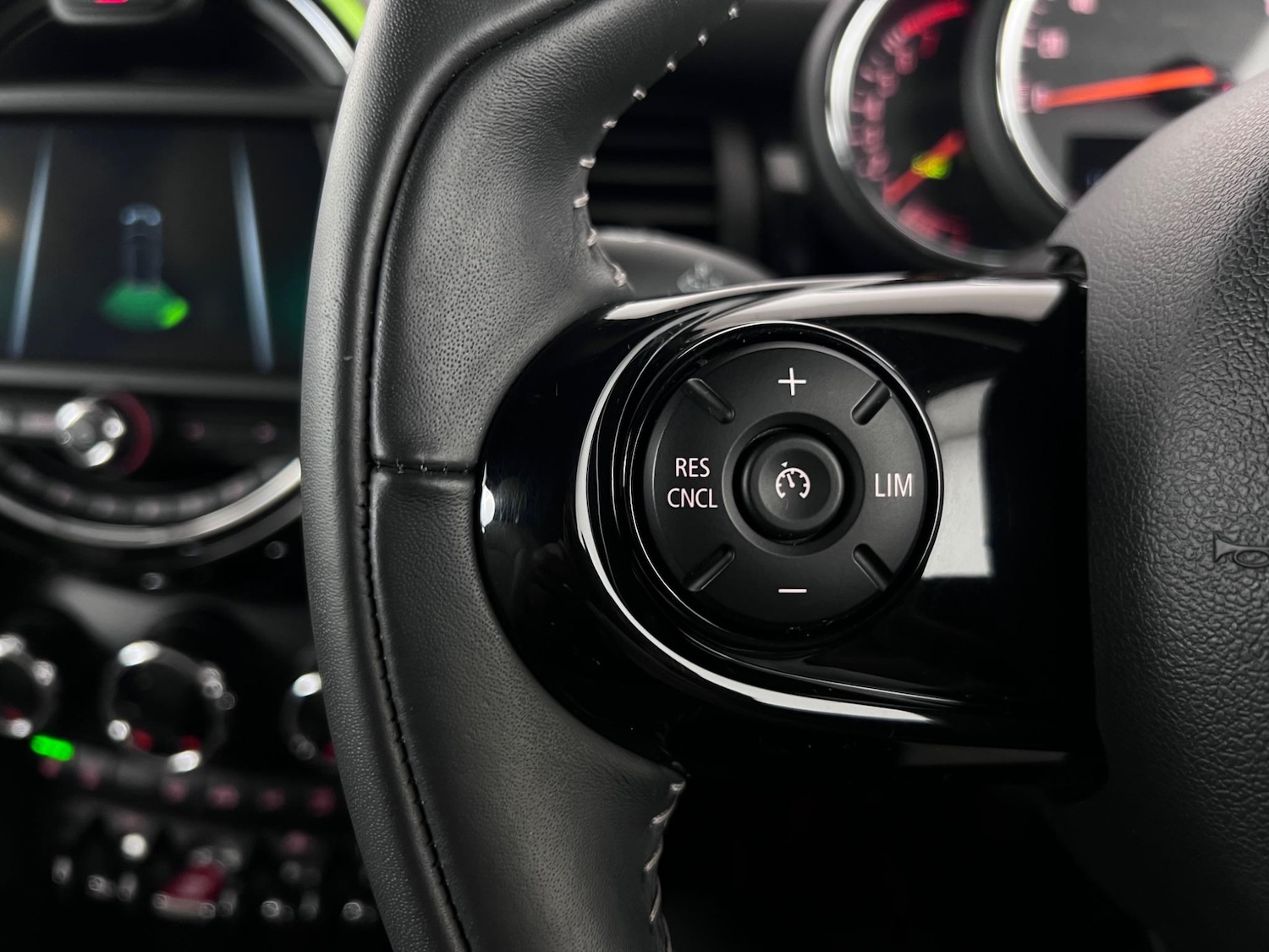 Used MINI Hatch 2019 for sale - 76468577: Photo 22