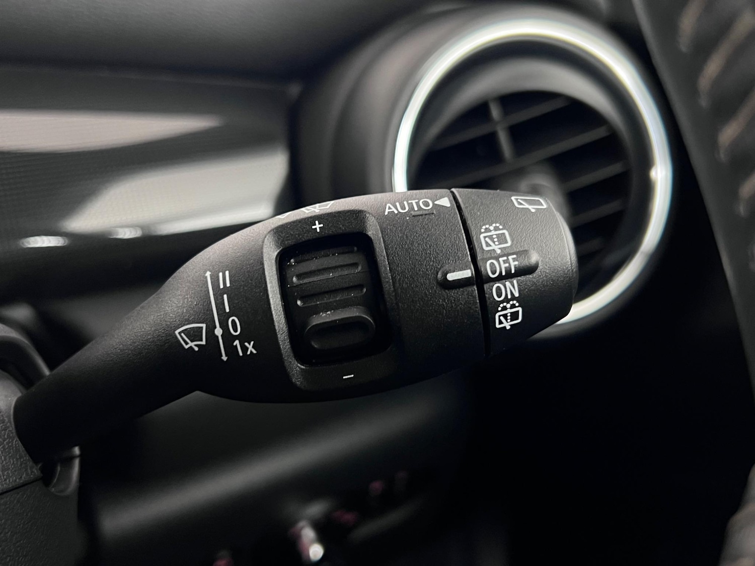 Used MINI Hatch 2019 for sale - 76468577: Photo 23