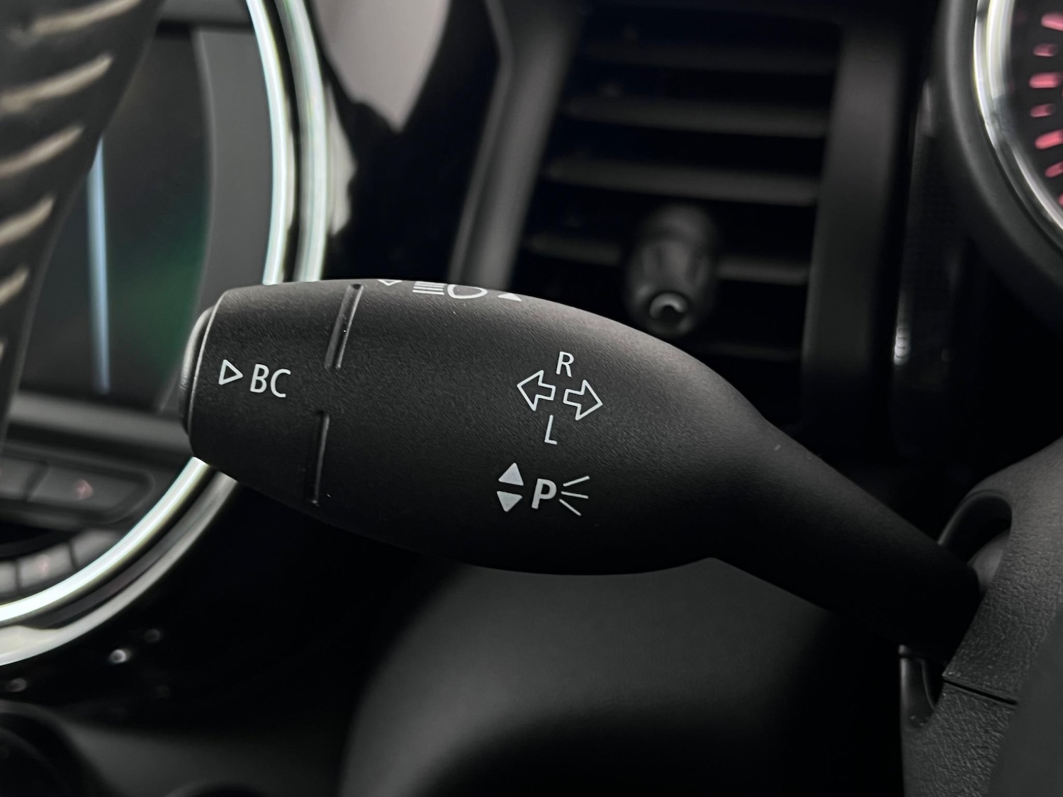 Used MINI Hatch 2019 for sale - 76468577: Photo 24