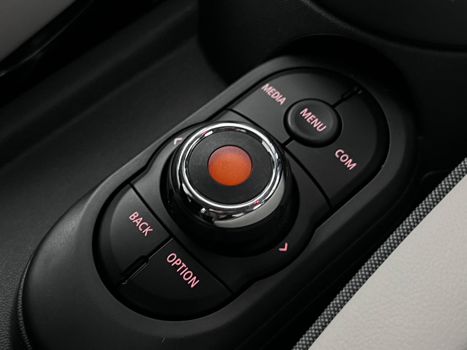 Used MINI Hatch 2019 for sale - 76468577: Photo 36