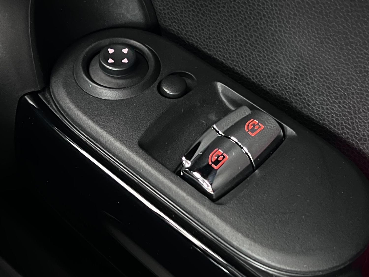 Used MINI Hatch 2019 for sale - 76468577: Photo 37