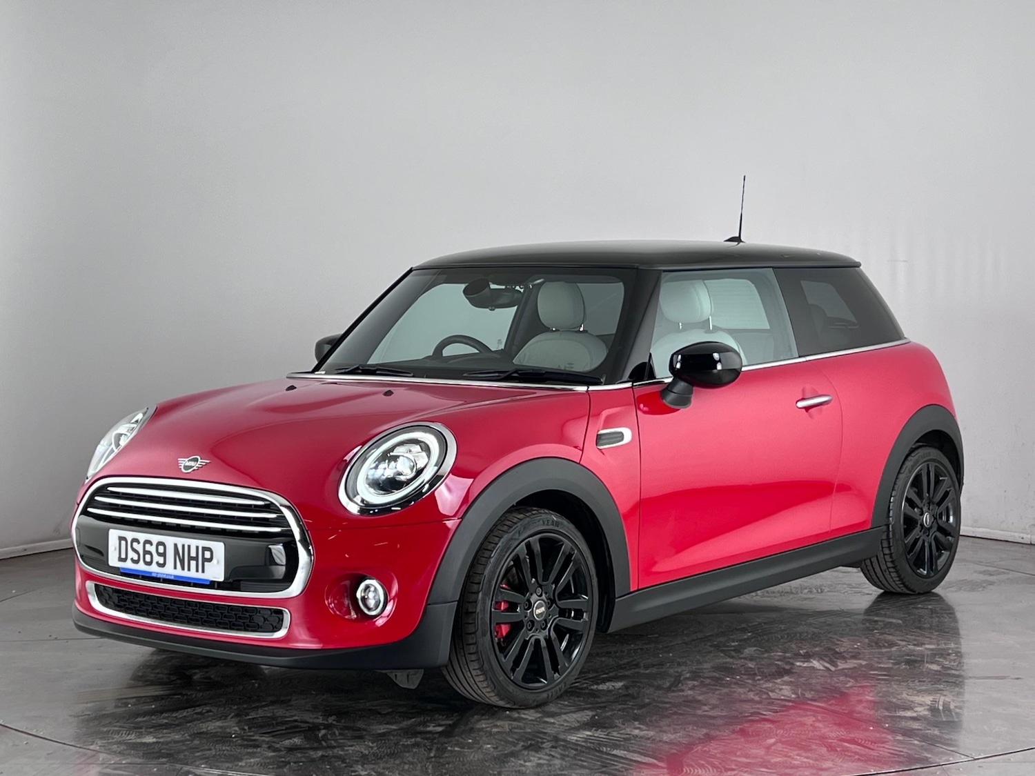 Used MINI Hatch 2019 for sale - 76468577: Photo 4