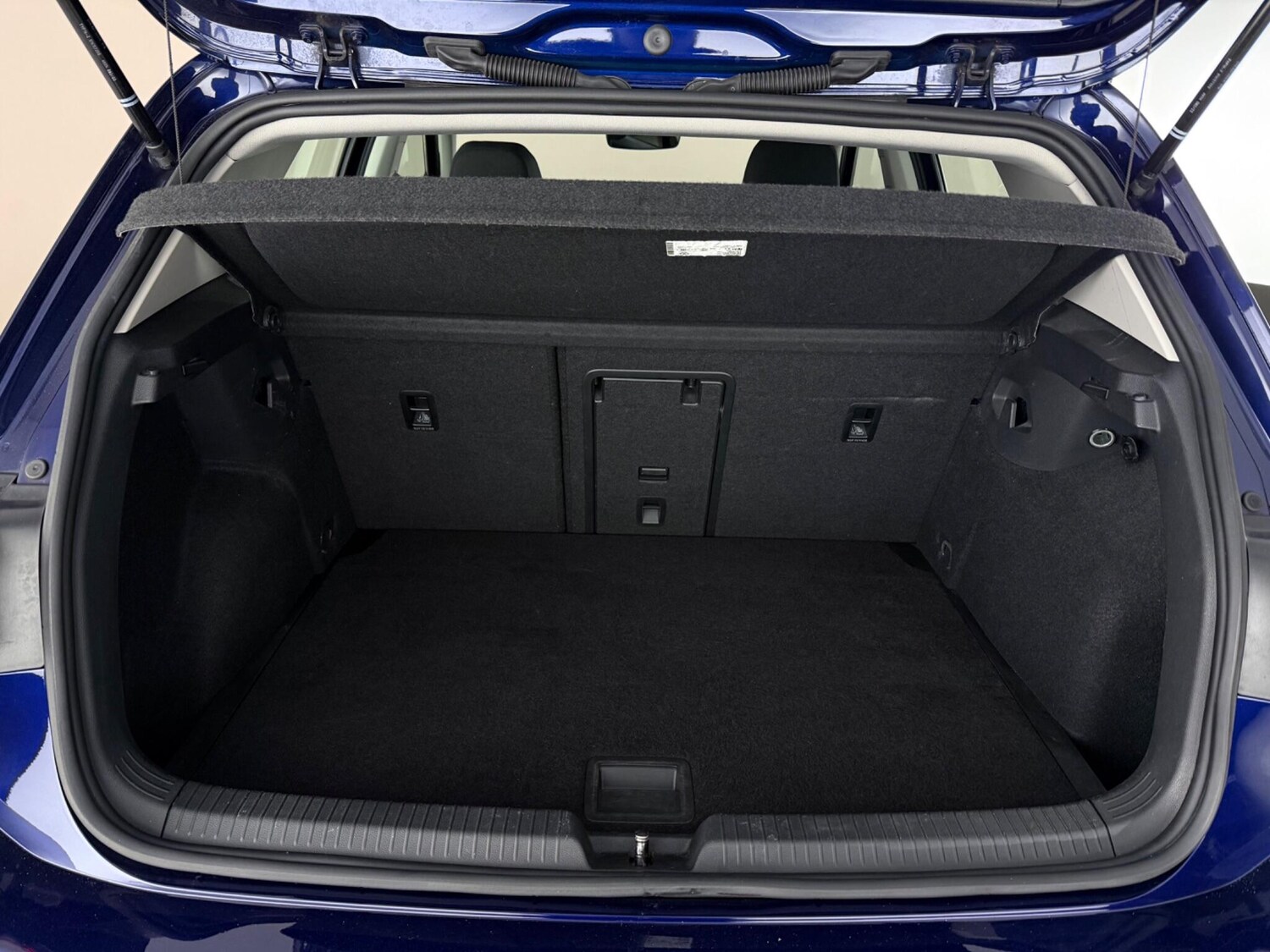 Used Volkswagen Golf 2023 for sale - 78132093: Photo 10