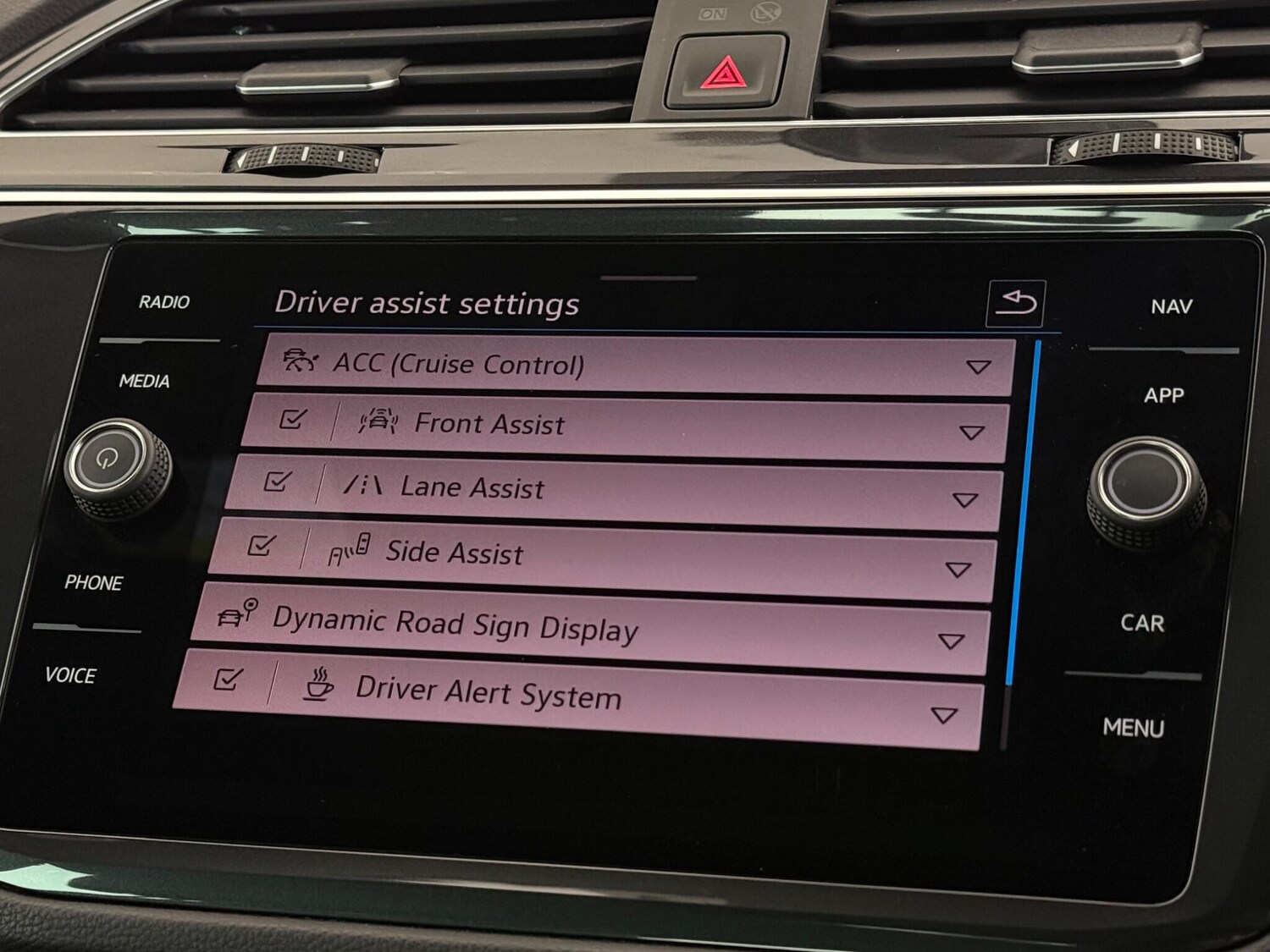 Used Volkswagen Tiguan 2023 for sale - 77647217: Photo 31