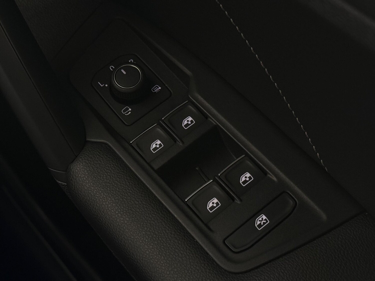 Used Volkswagen Tiguan 2023 for sale - 77647217: Photo 35