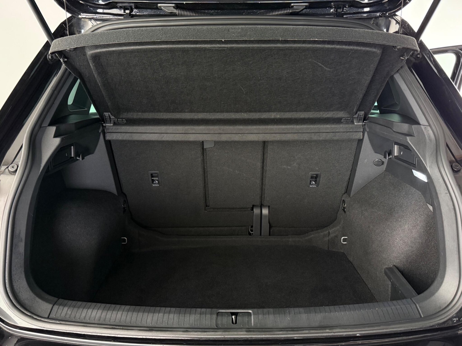 Used Volkswagen Tiguan 2023 for sale - 77647217: Photo 9