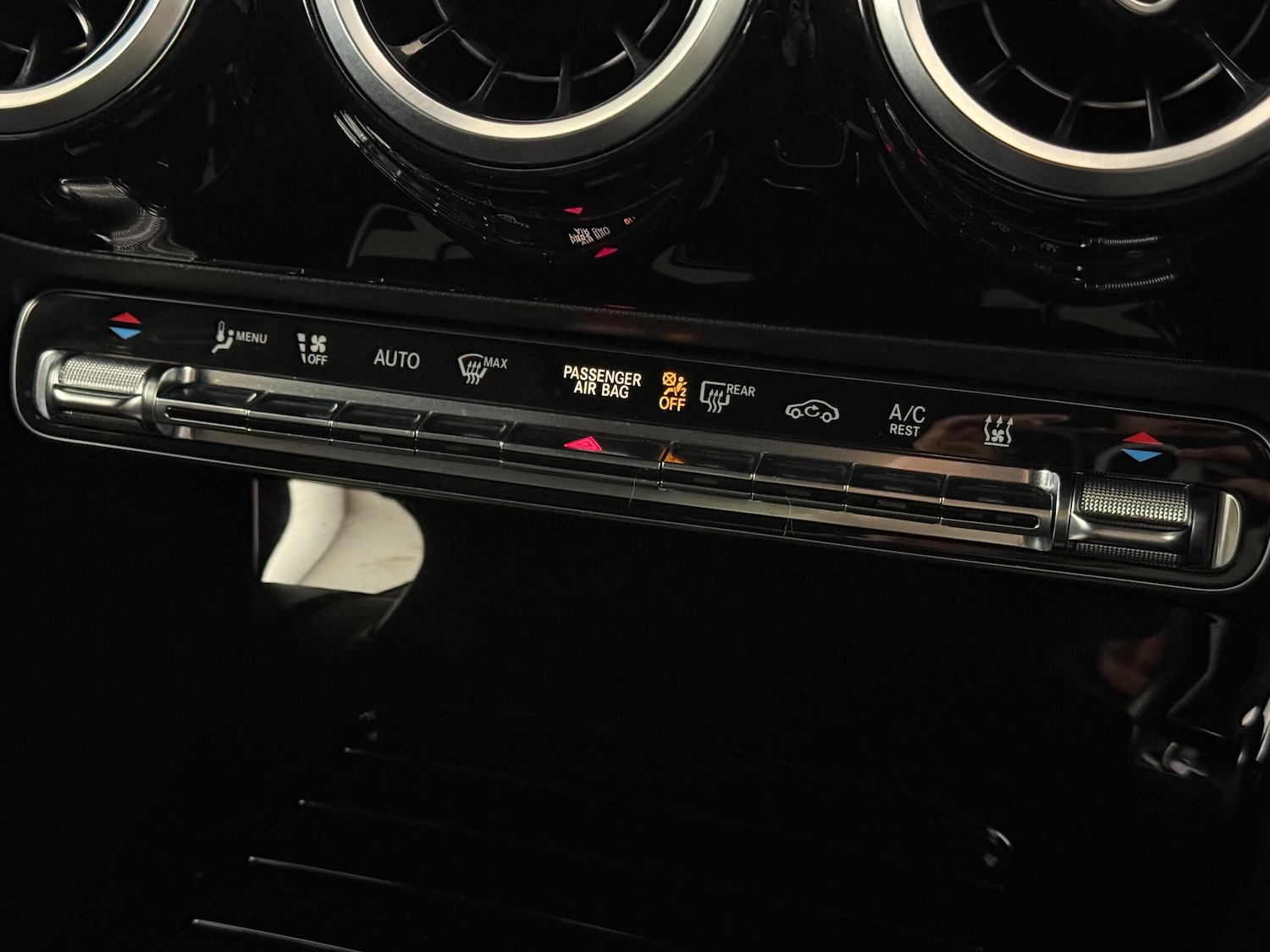 Used Mercedes-Benz A-Class 2021 for sale - 77180951: Photo 32