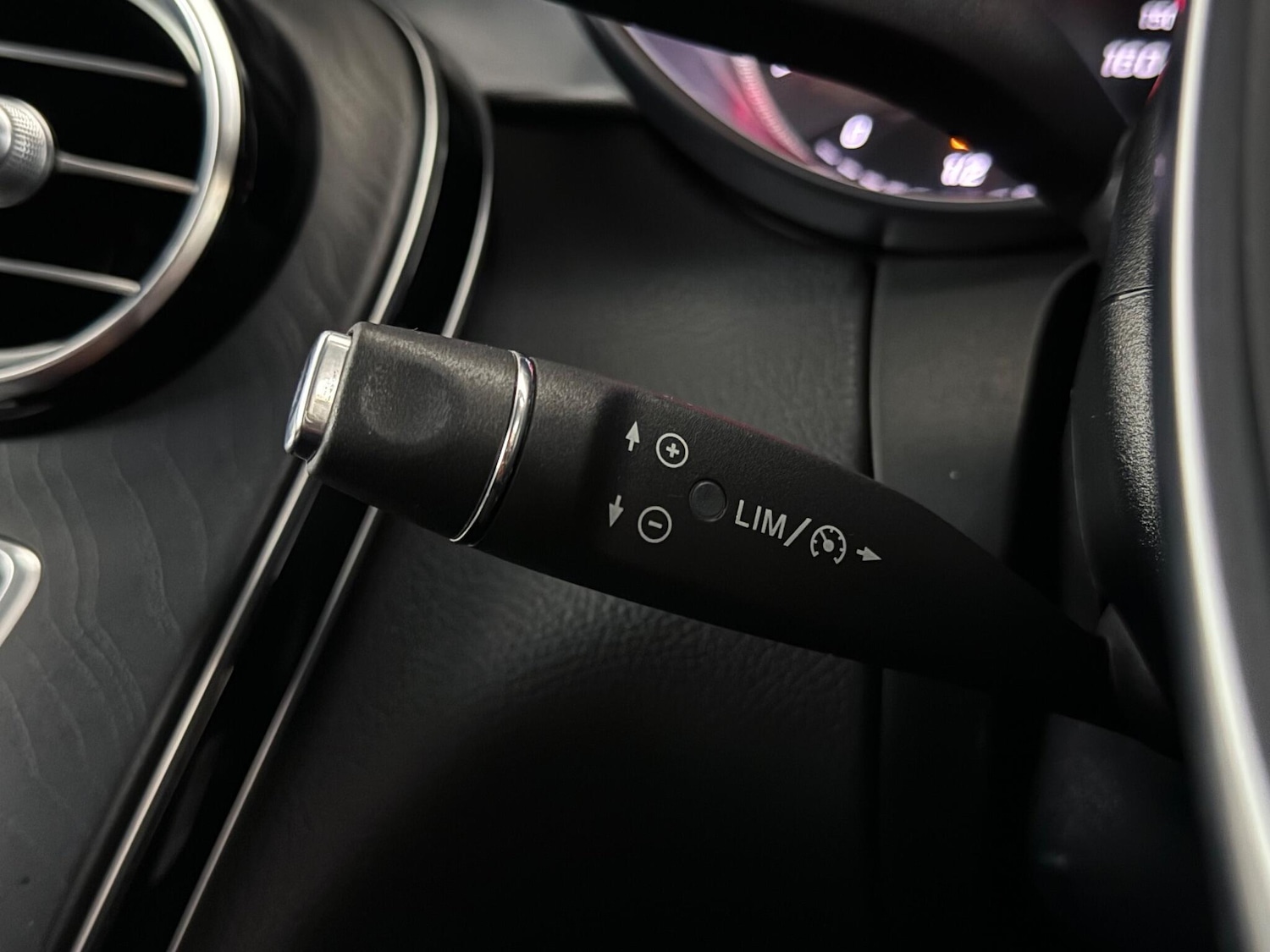 Used Mercedes-Benz GLC 2018 for sale - 76714118: Photo 26