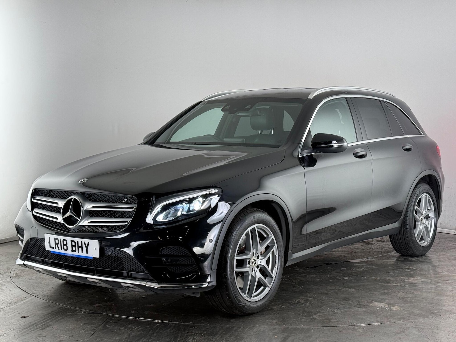 Used Mercedes-Benz GLC 2018 for sale - 76714118: Photo 4
