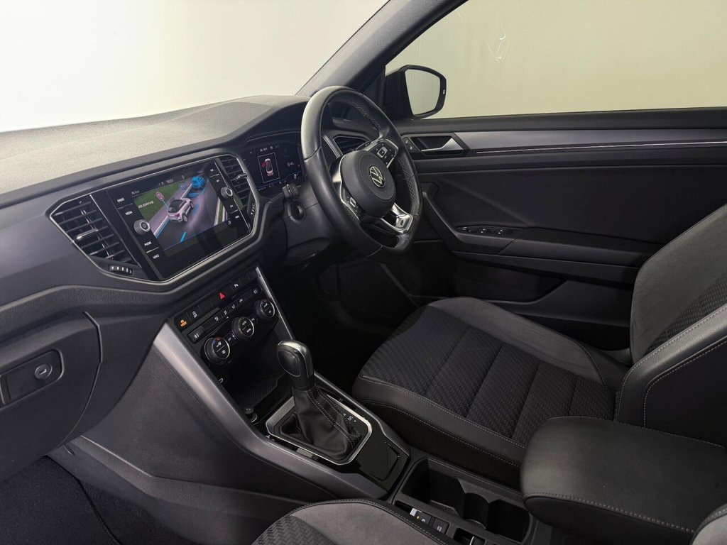 Used Volkswagen T-Roc 2021 for sale - 76386142: Photo 19