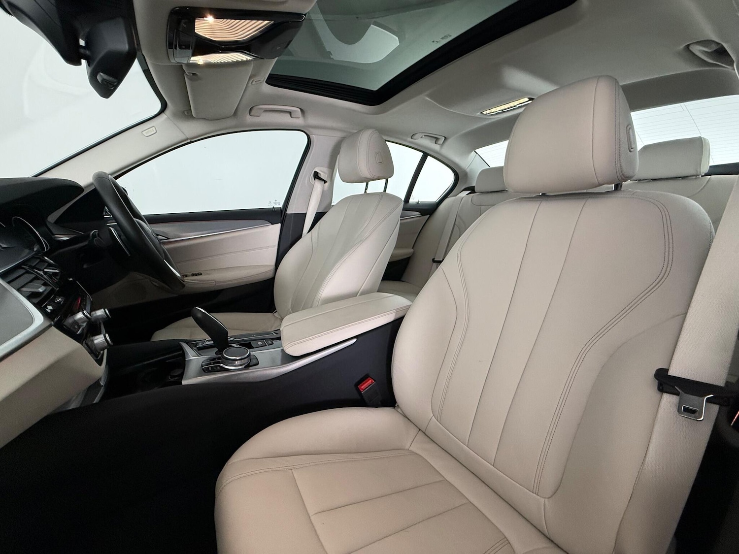 Used BMW 5 Series 2018 for sale - 76468705: Photo 15