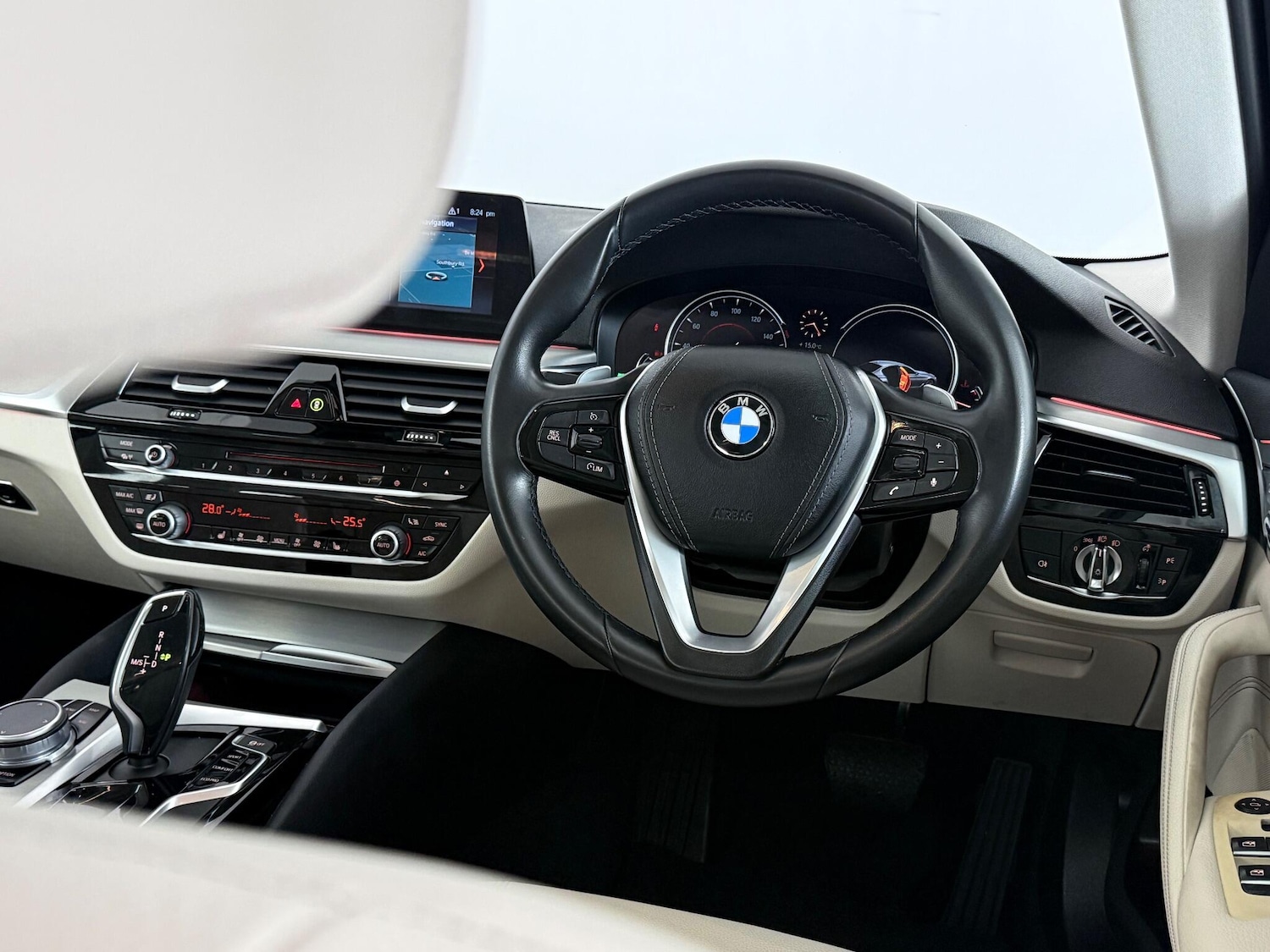 Used BMW 5 Series 2018 for sale - 76468705: Photo 24