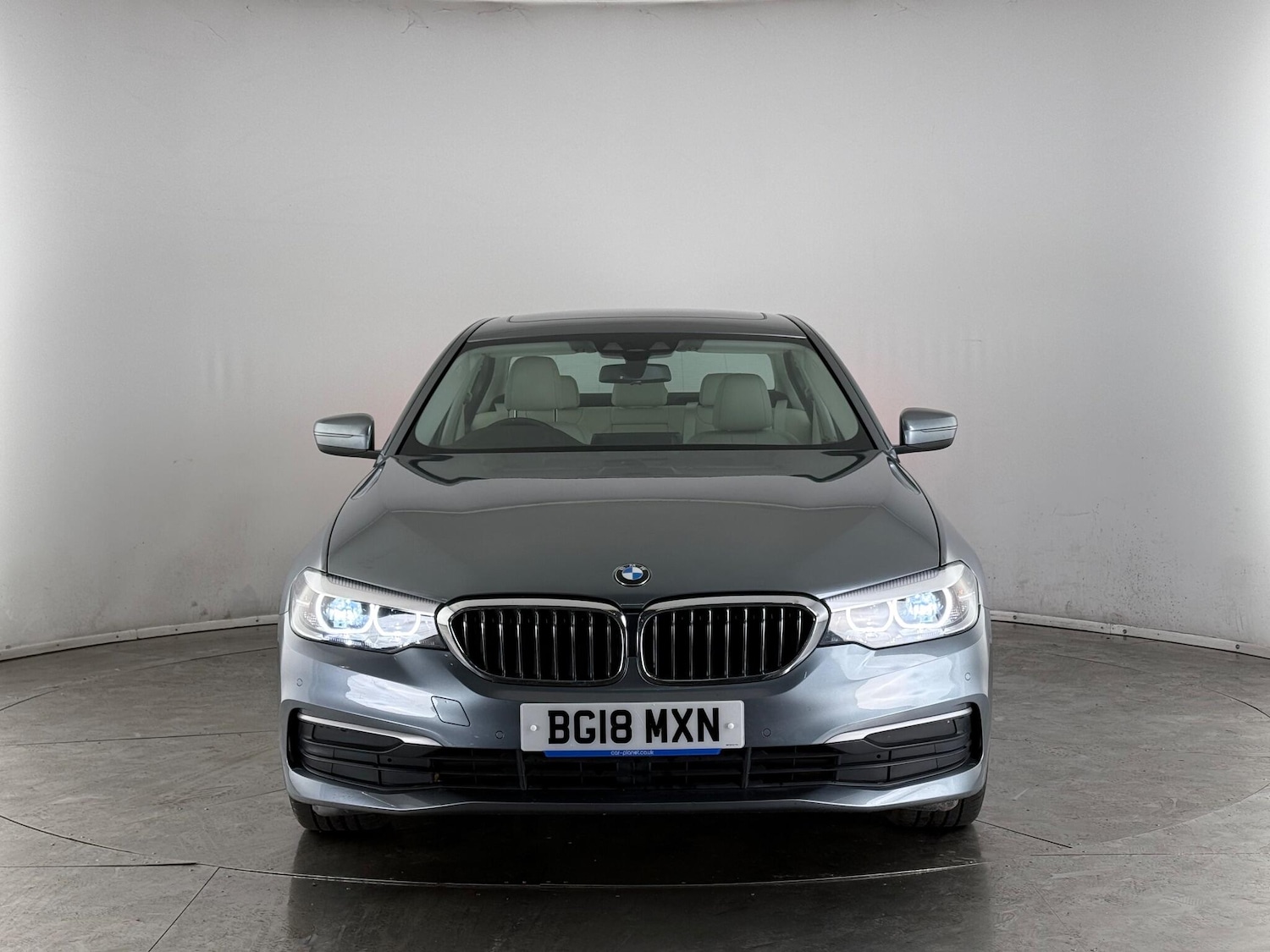 Used BMW 5 Series 2018 for sale - 76468705: Photo 3
