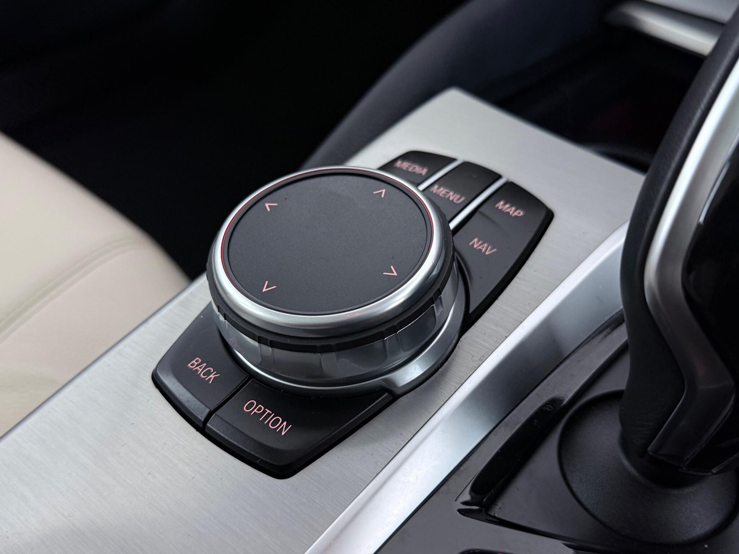 Used BMW 5 Series 2018 for sale - 76468705: Photo 37