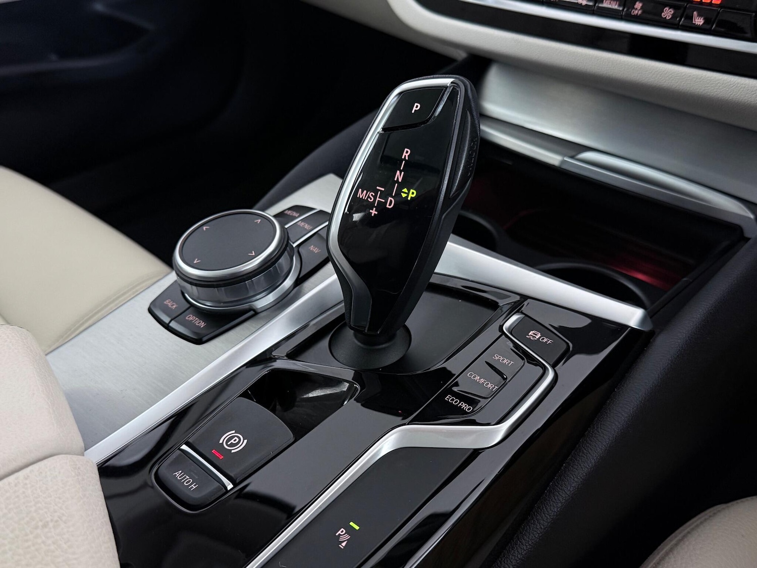 Used BMW 5 Series 2018 for sale - 76468705: Photo 38