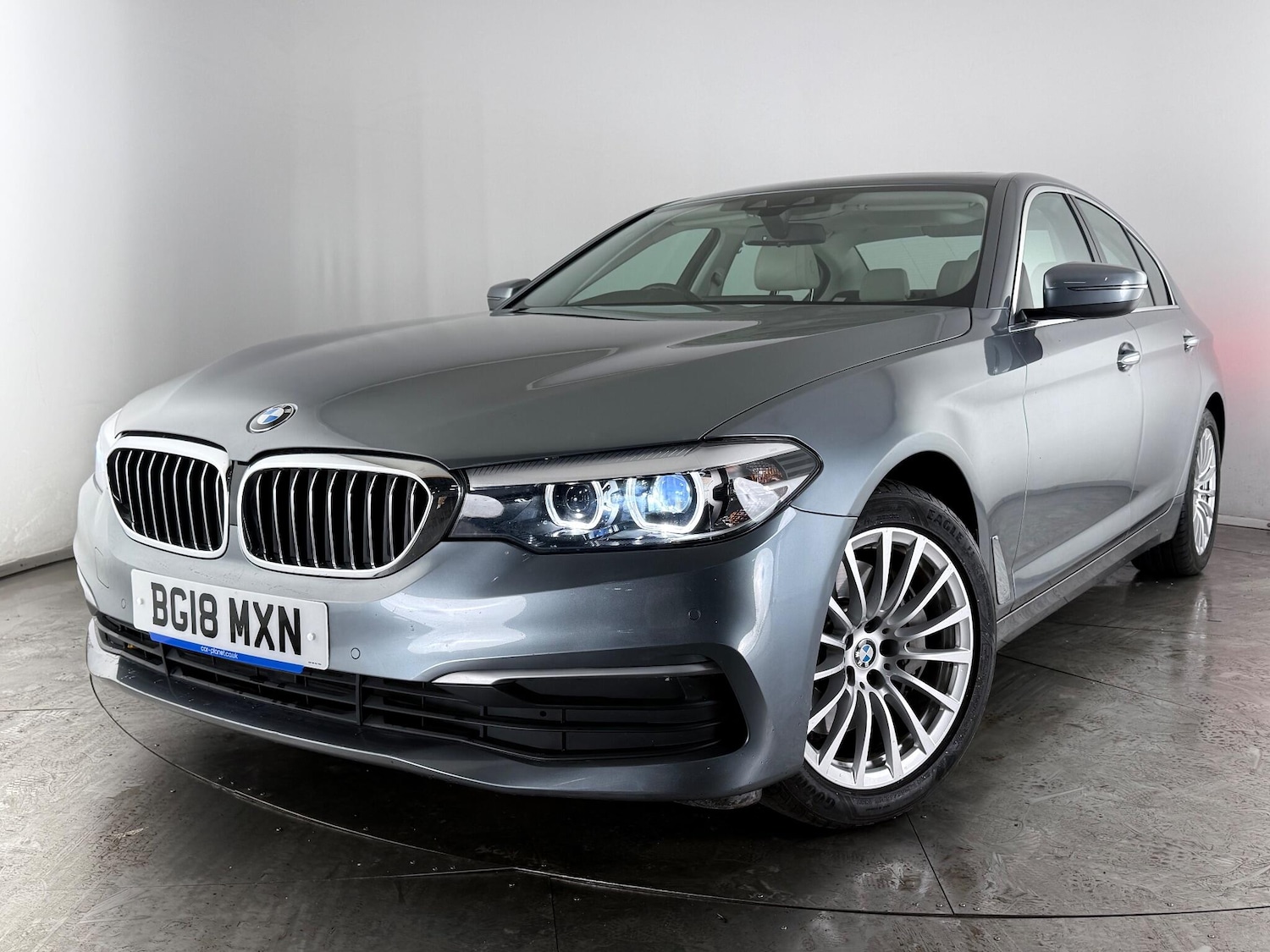 Used BMW 5 Series 2018 for sale - 76468705: Photo 44
