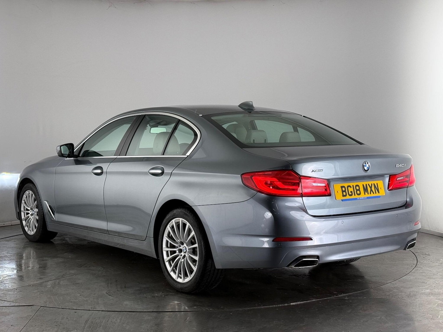 Used BMW 5 Series 2018 for sale - 76468705: Photo 5