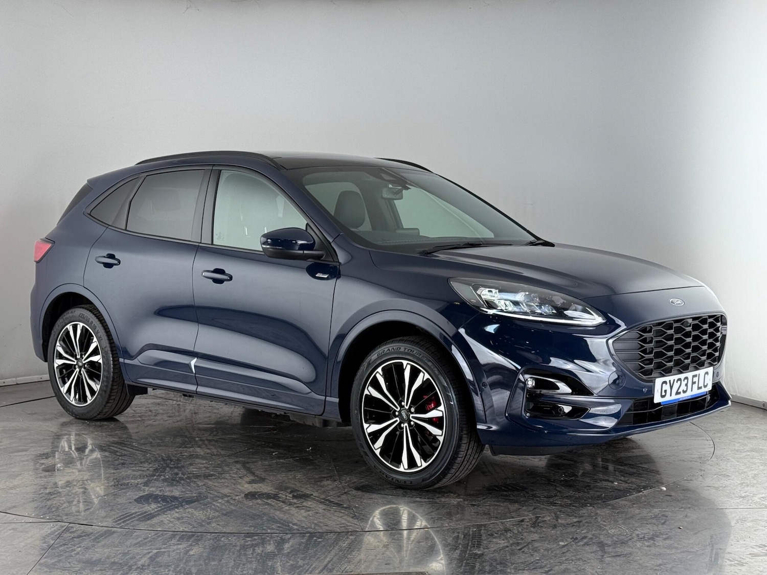 Used Ford Kuga 2023 for sale - 76468398: Photo 1