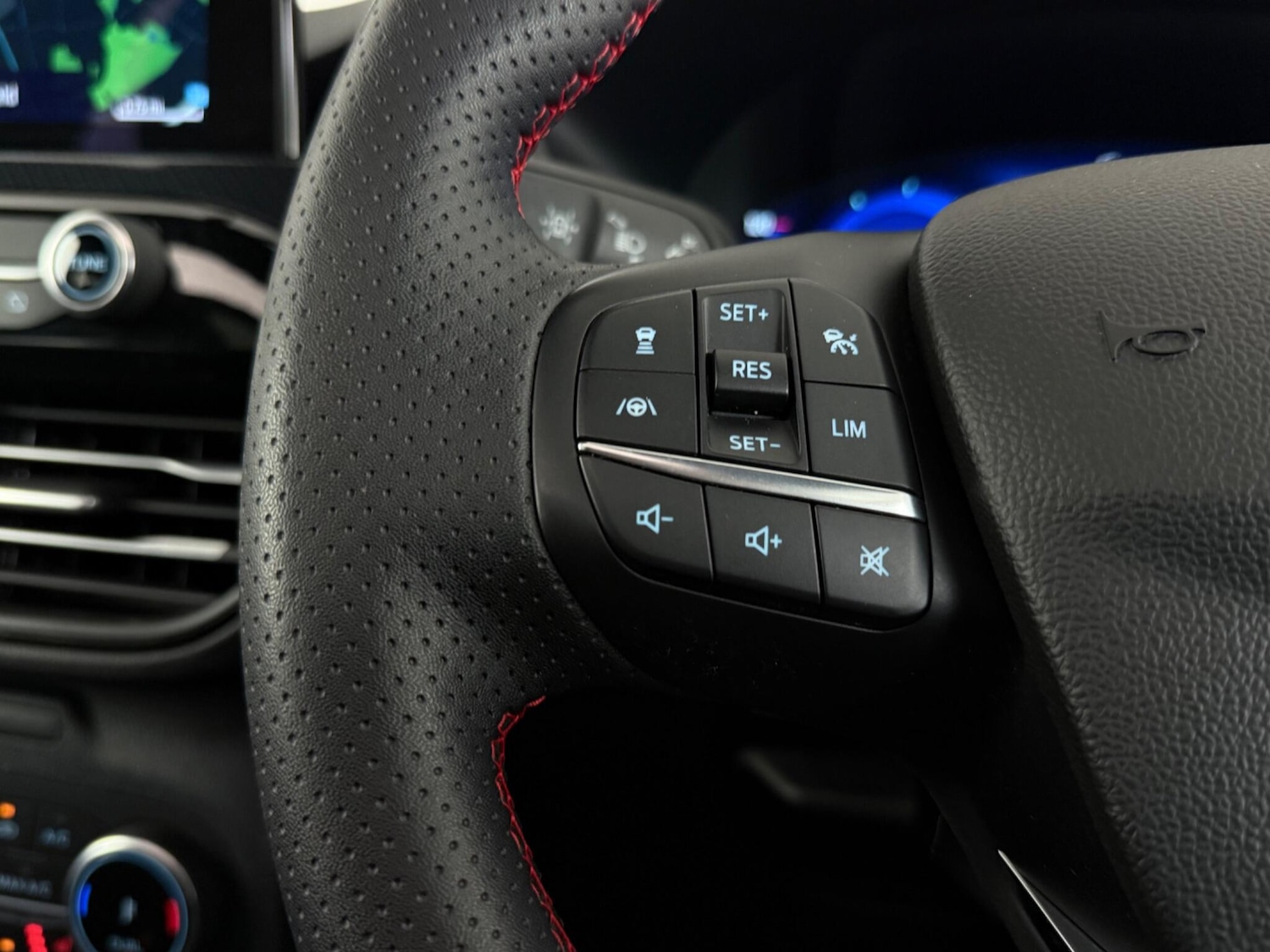 Used Ford Kuga 2023 for sale - 76468398: Photo 28