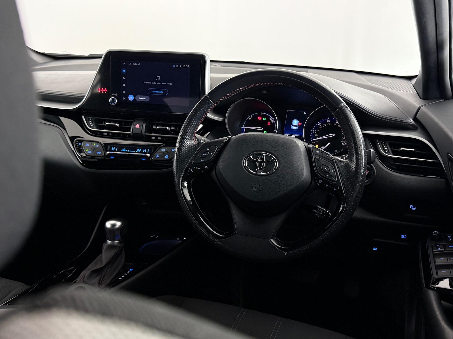 Used Toyota C-HR 2022 for sale - 77180805: Photo 11