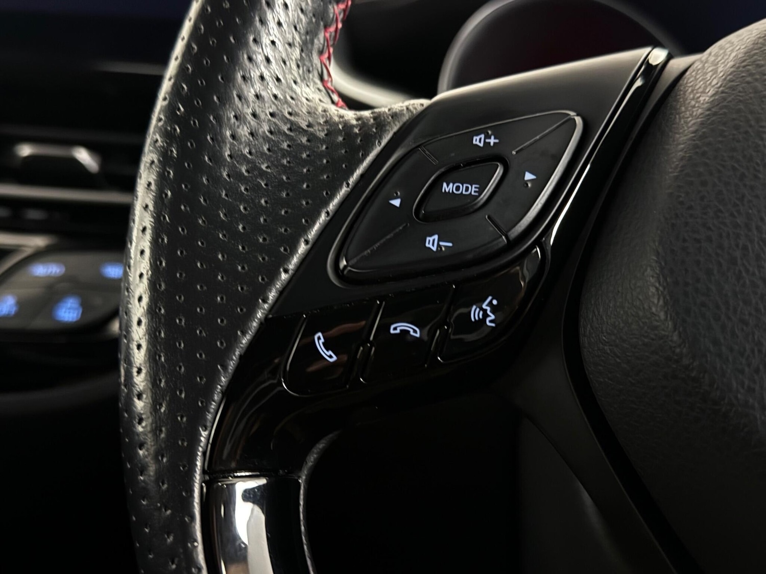 Used Toyota C-HR 2022 for sale - 77180805: Photo 15