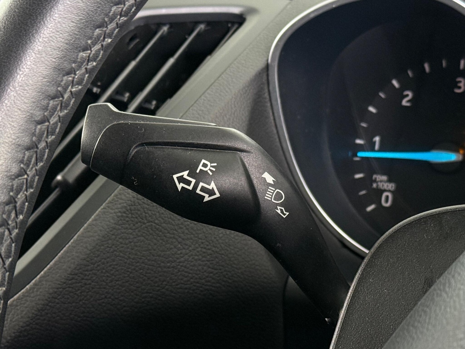 Used Ford Kuga 2018 for sale - 76645916: Photo 25