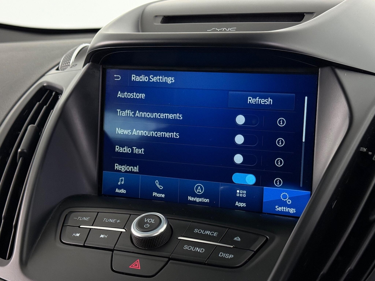 Used Ford Kuga 2018 for sale - 76645916: Photo 40