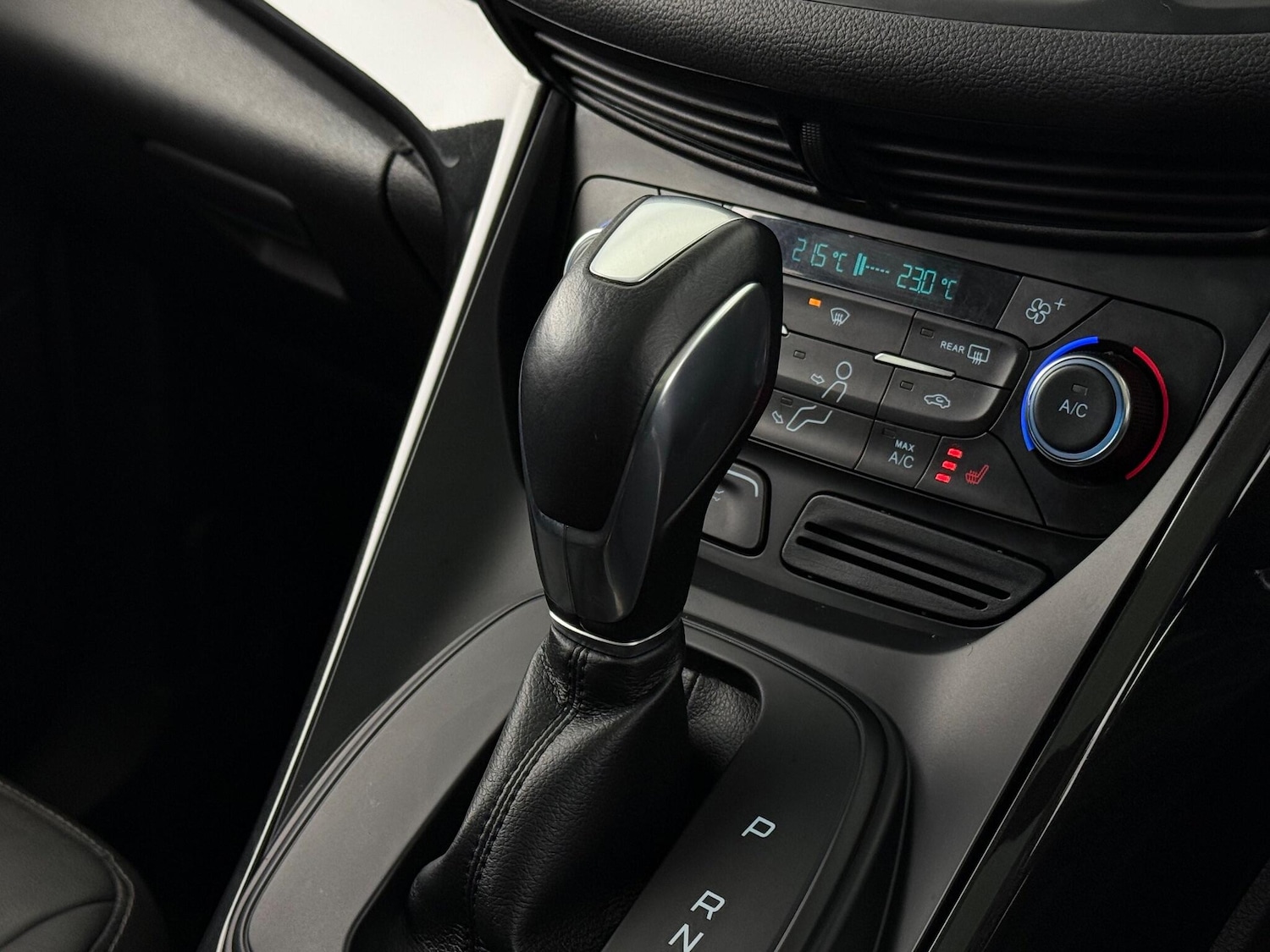 Used Ford Kuga 2018 for sale - 76645916: Photo 47